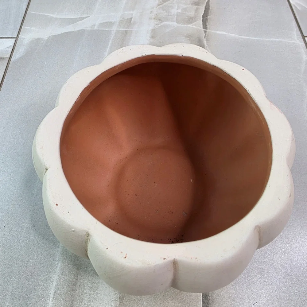 Pumpkin Hollow White Ceramic Pumpkin Jar with Raffia Bow Target‎ 010 05 0605